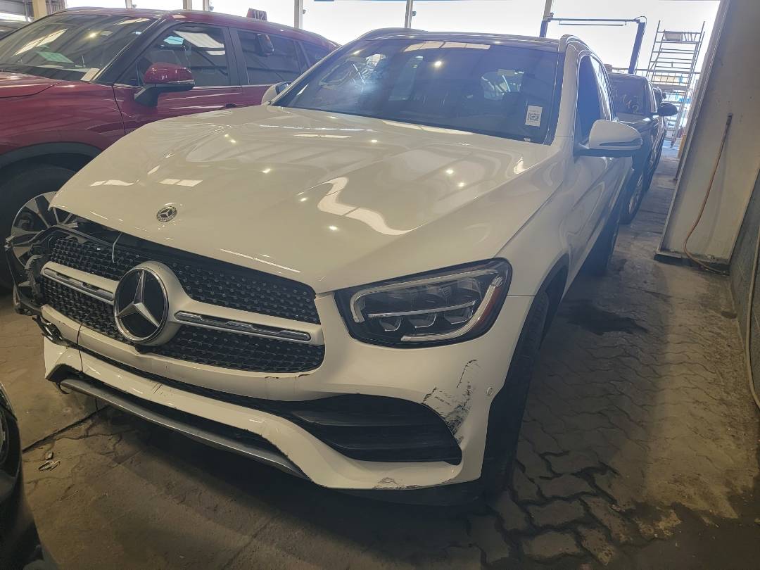 2020 MERCEDES BENZ GLC-300 — 25819 Miles — Lot F739931 — Main - Marhaba Auctions Used Cars - Image 5