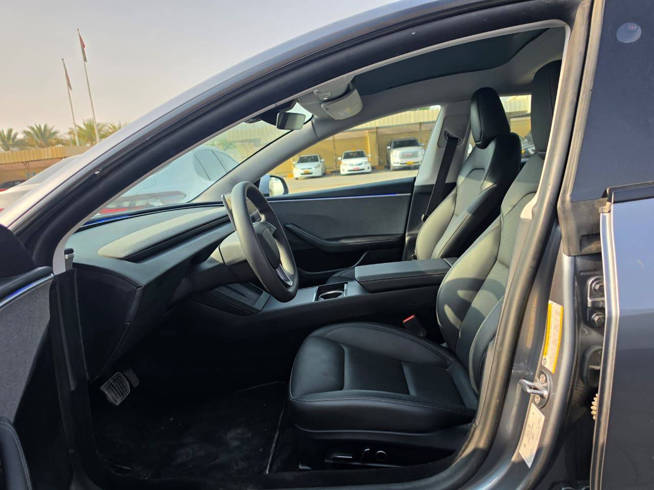 2025 TESLA MODEL 3 — 3330 KM — Lot S0SC346032 - Marhaba Auctions Used Cars - Image 6