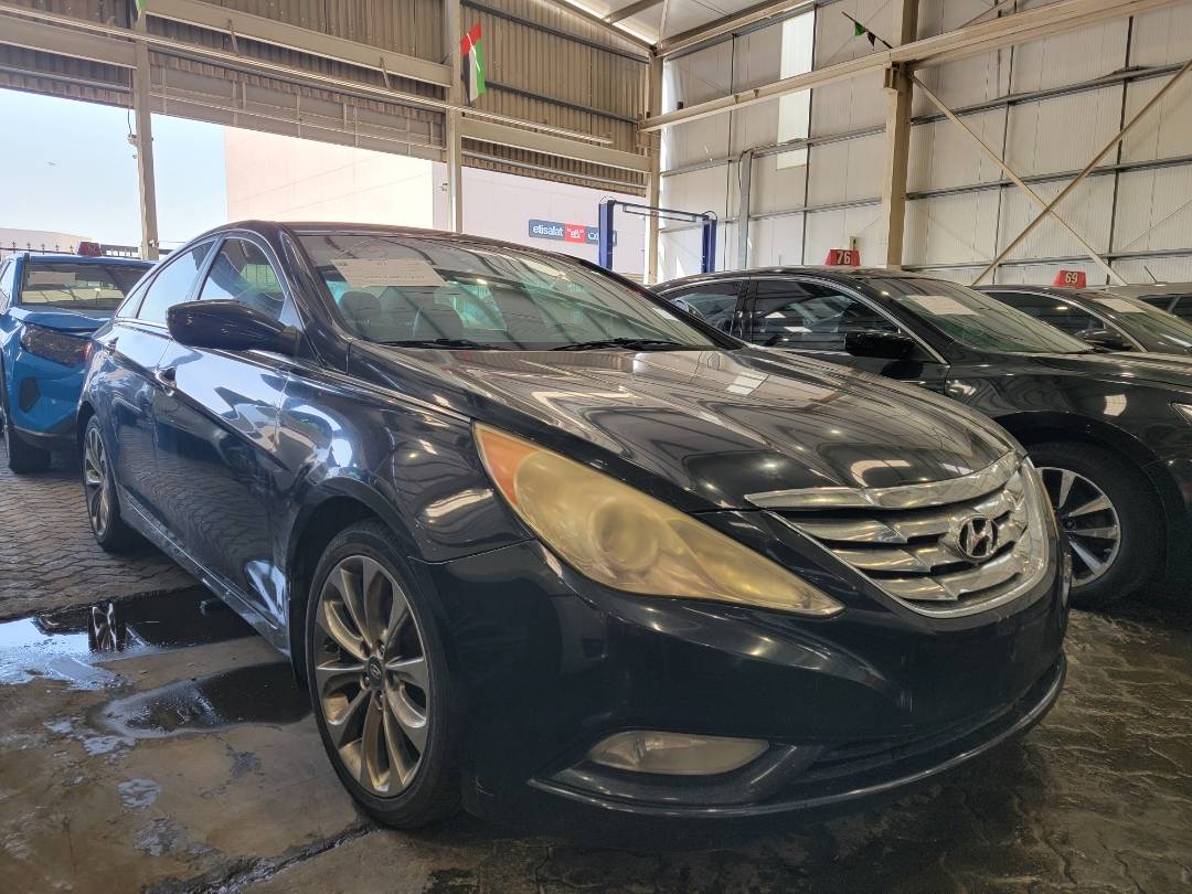 2013 HYUNDAI SONATA — 196199 Miles — Lot DH559511 — Main - Marhaba Auctions Used Cars - Image 4