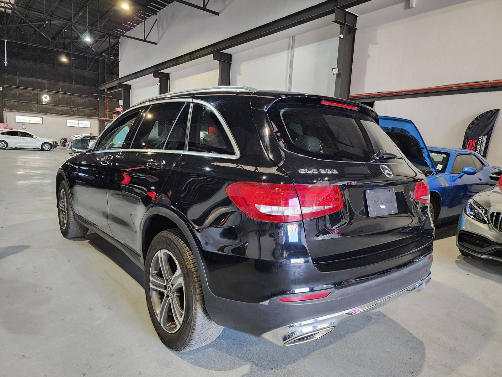 2019 MERCEDES BENZ GLC-300 — 81060 KM — Lot 50065454 — Al Quoz - Marhaba Auctions Used Cars - Image 5