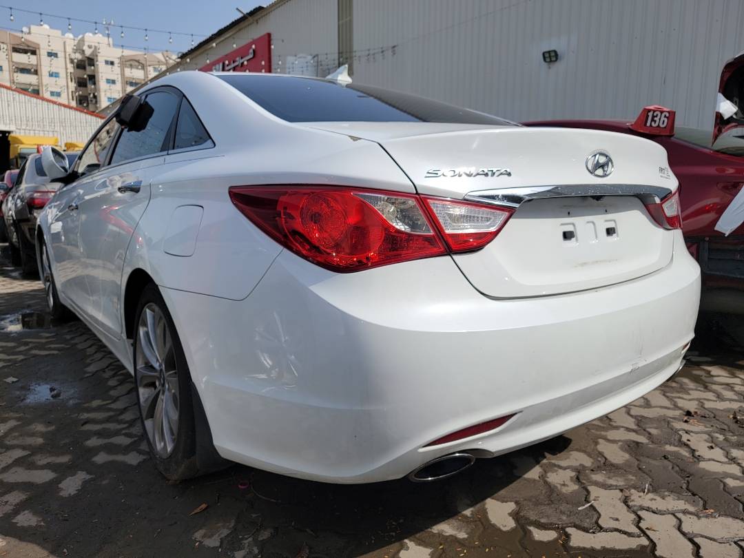 2013 HYUNDAI SONATA — 111090 Miles — Lot DH690129 - Marhaba Auctions Used Cars - Image 3