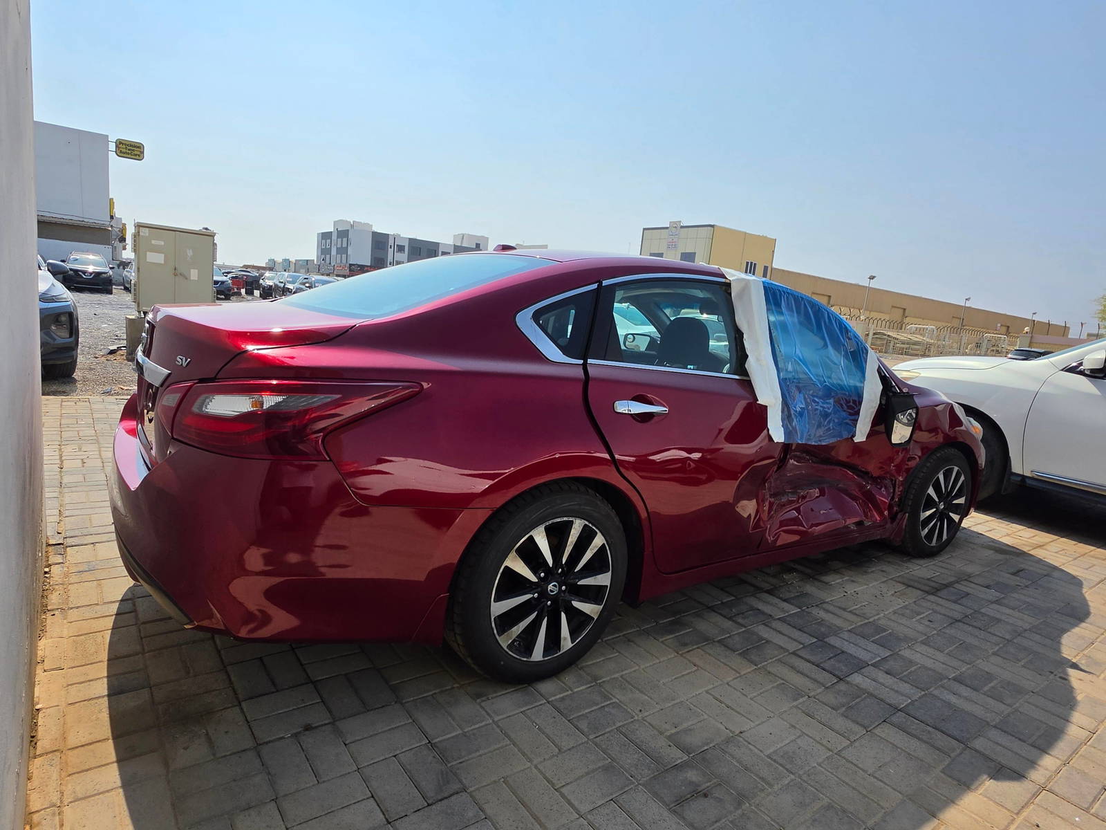 2018 NISSAN ALTIMA — 161623 Miles — Lot 99429495 - Marhaba Auctions Used Cars - Image 5