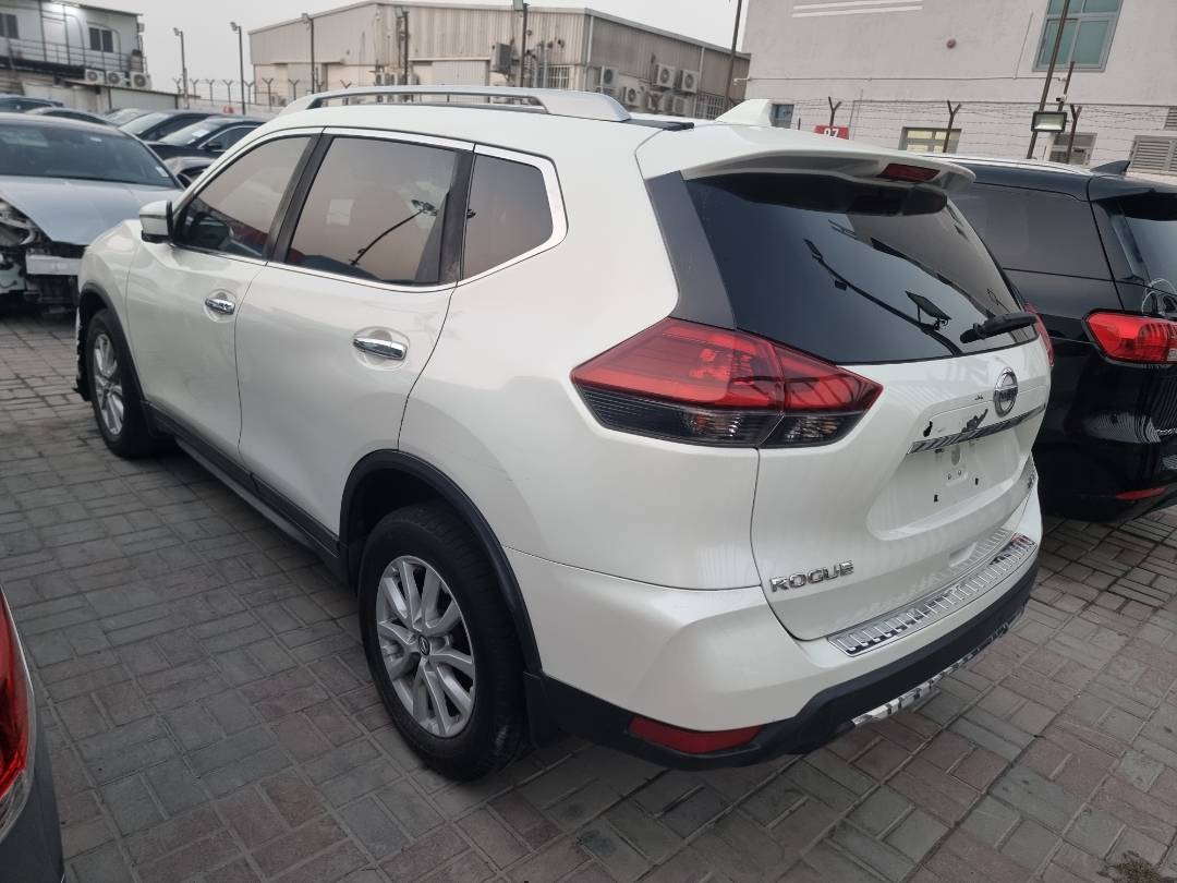 NISSAN ROGUE 2018 - Marhaba Auction Used Cars - Image 5