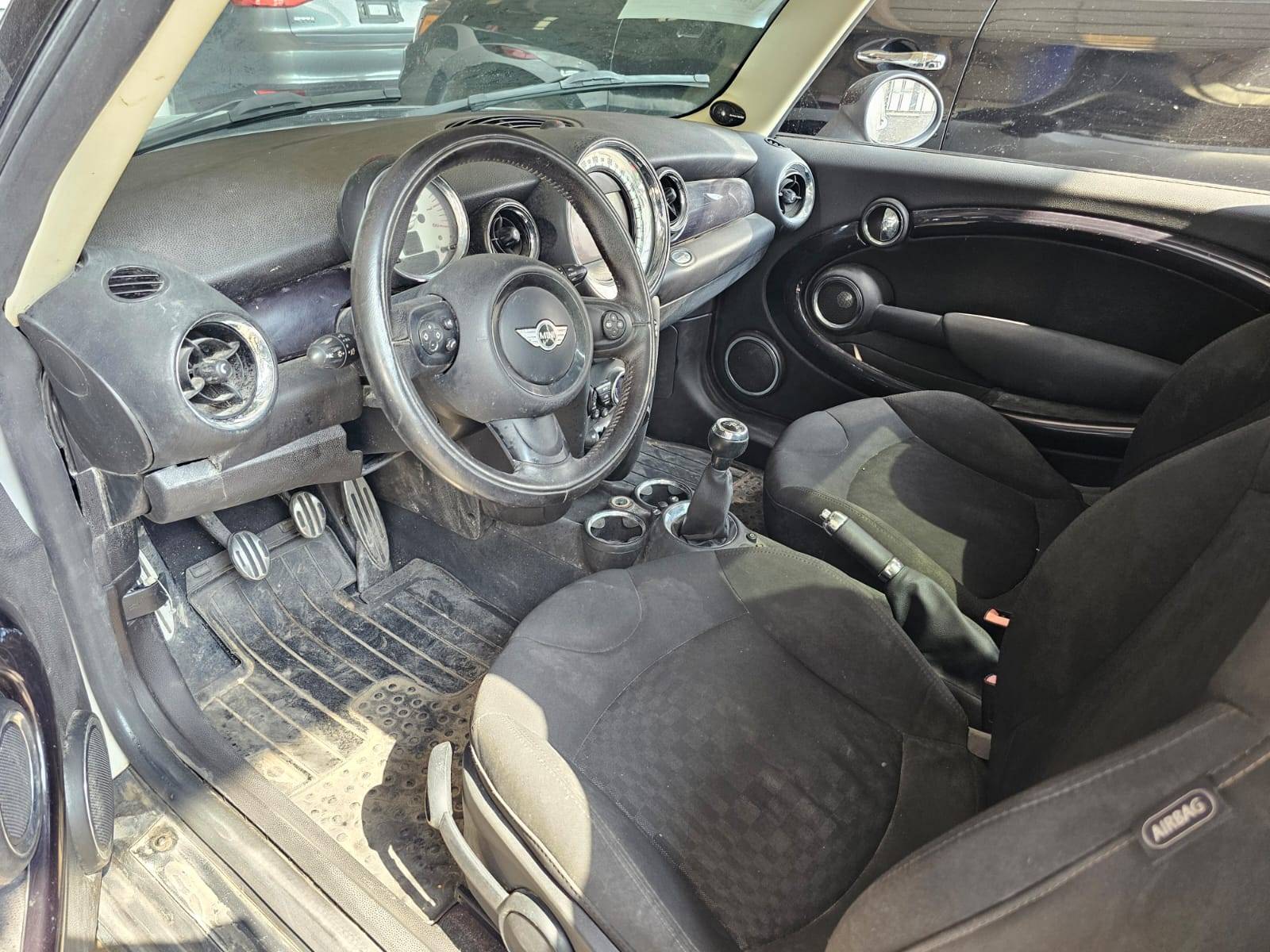 2011 MINI COOPER — 95259 KM — Lot TY21905 — Main - Marhaba Auctions Used Cars - Image 6