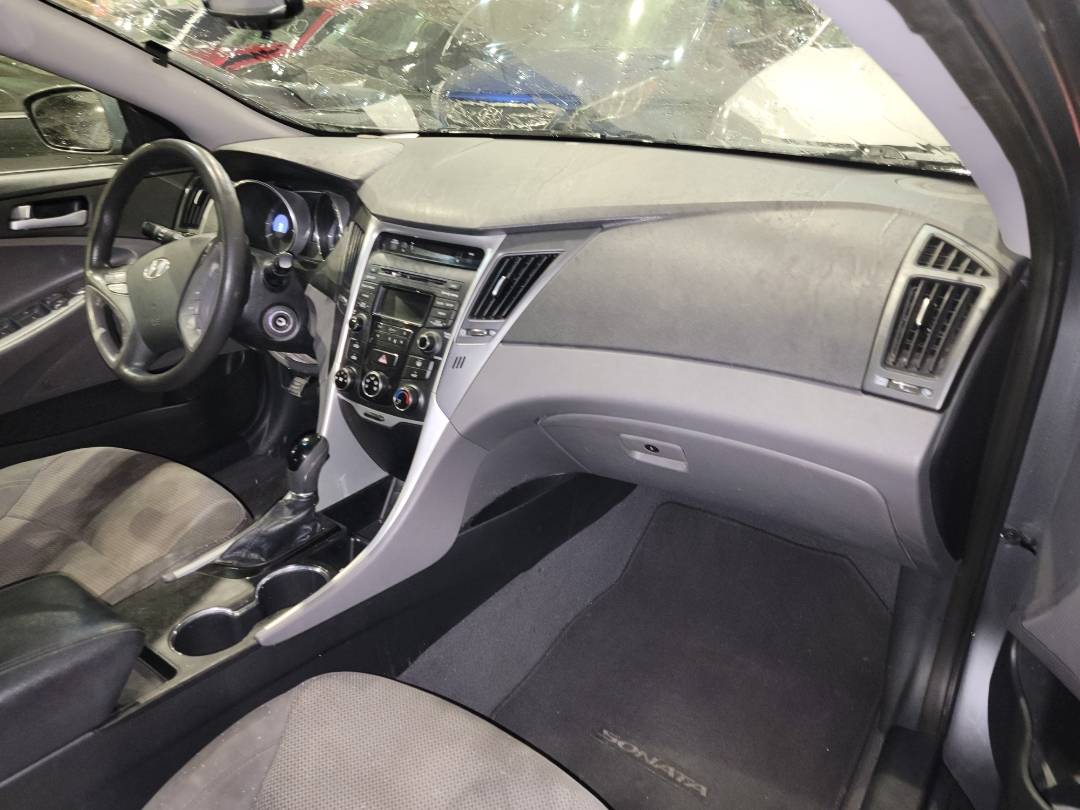 2014 HYUNDAI SONATA — 182942 Miles — Lot 891934 - Marhaba Auctions Used Cars - Image 6