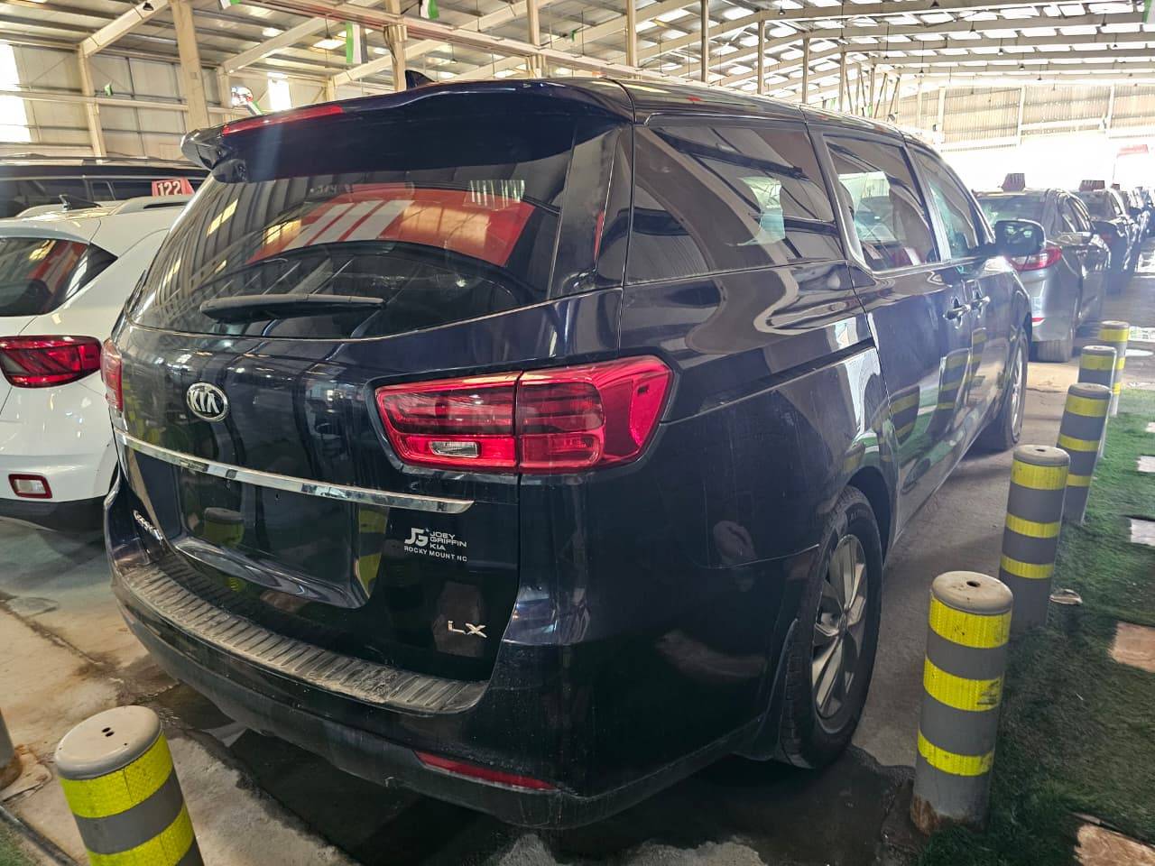 2019 KIA SEDONA — 81101 Miles — Lot 6511936 — Main - Marhaba Auctions Used Cars - Image 4