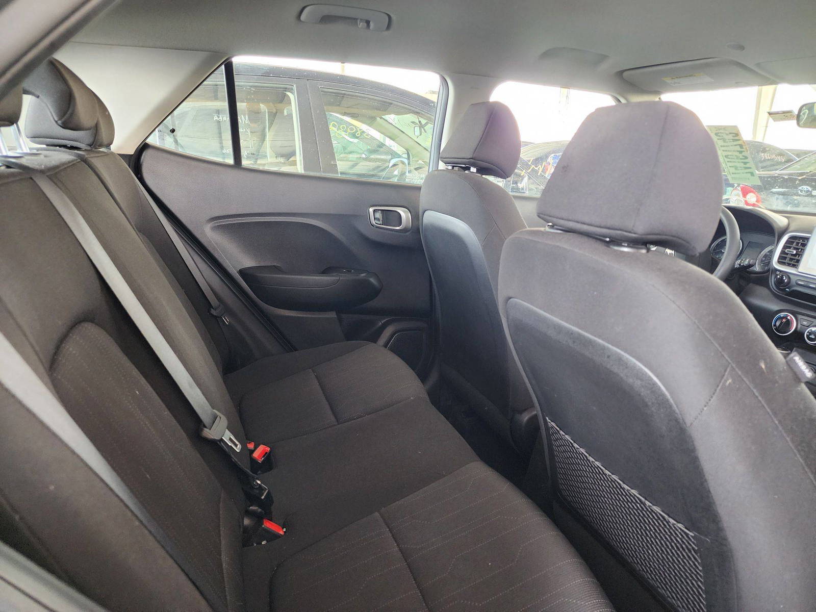 2020 HYUNDAI VENUE SEL — 29641 Miles — Lot 74161743 — Main - Marhaba Auctions Used Cars - Image 4