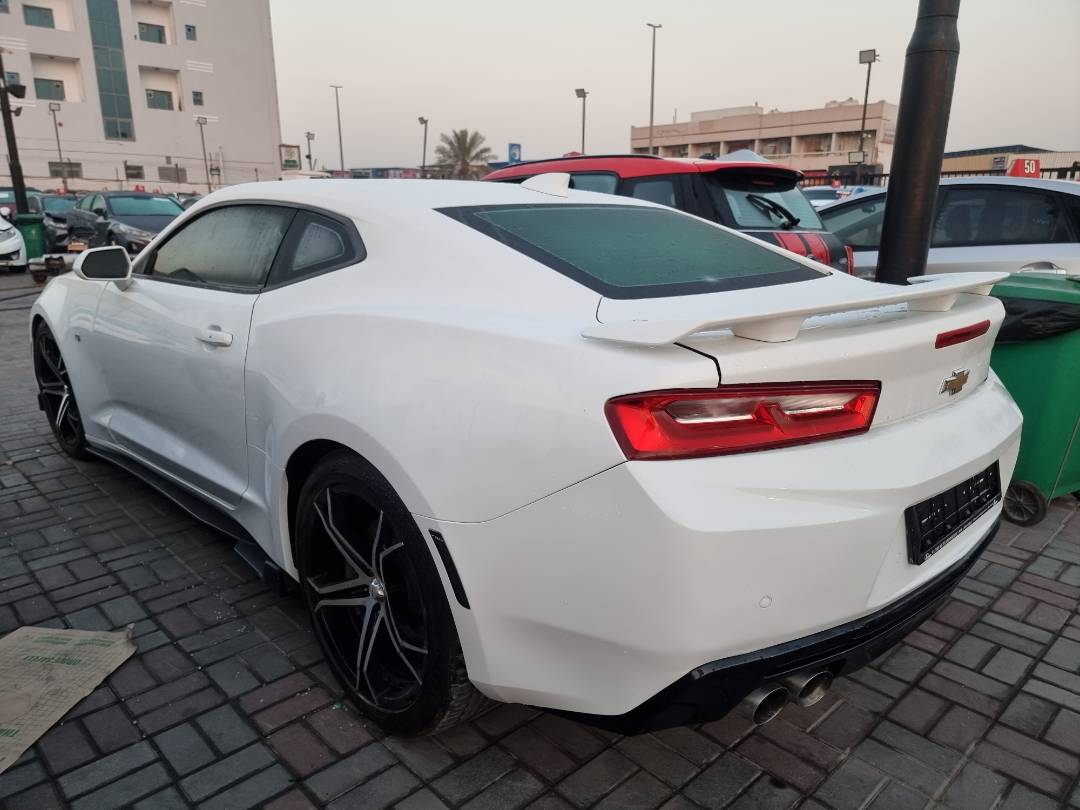 2017 CHEVROLET CAMARO — 80084 KM — Lot 215487 — Ind. 12 - Marhaba Auctions Used Cars - Image 4