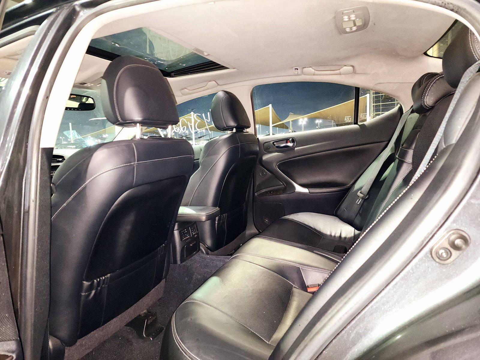 2010 LEXUS IS 250 — 137775 Miles — Lot 64392234 — Souq - Marhaba Auctions Used Cars - Image 6