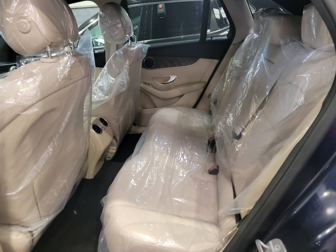 2018 MERCEDES BENZ GLC-300 — 60773 Miles — Lot 7JV081807 — Main - Marhaba Auctions Used Cars - Image 7