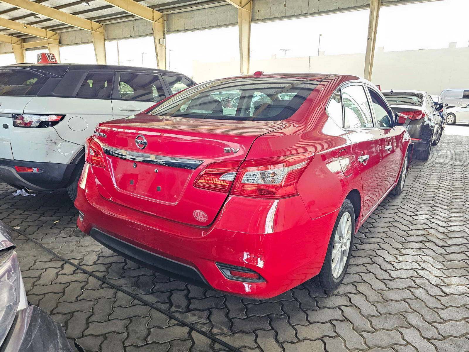 2018 NISSAN SENTRA — 205623 Miles — Lot 3164822 — Souq - Marhaba Auctions Used Cars - Image 4