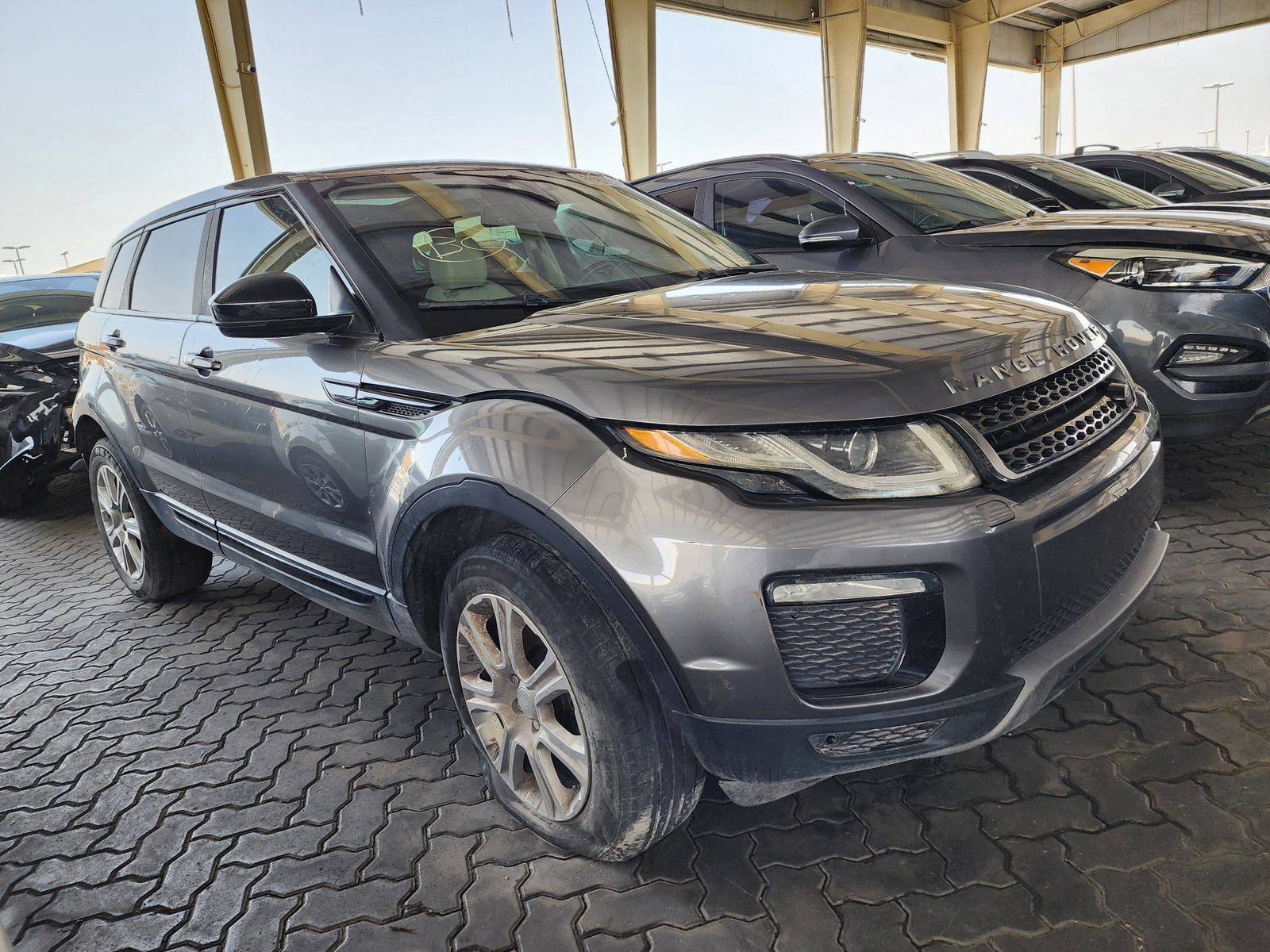 2016 LAND ROVER RANGE ROVER EVOQUE SE — 86362 Miles — Lot 53270304 — Main - Marhaba Auctions Used Cars - Image 4
