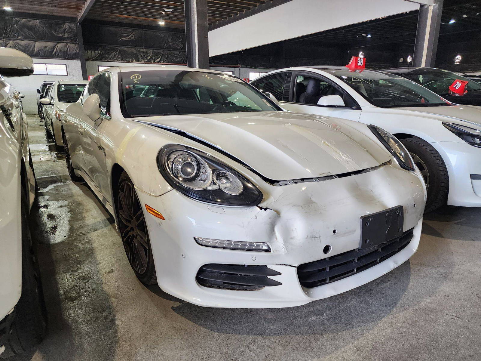 2014 PORSCHE PANAMERA S — 109891 Miles — Lot 72330484 — Souq - Marhaba Auctions Used Cars - Image 4