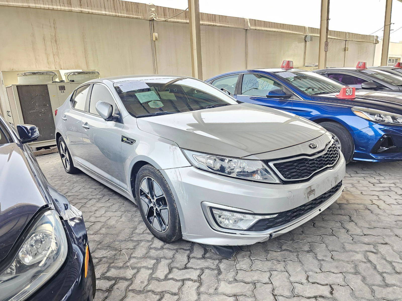2013 KIA K5 — 162944 KM — Lot 048614 — Ind. 12 - Marhaba Auctions Used Cars - Image 3
