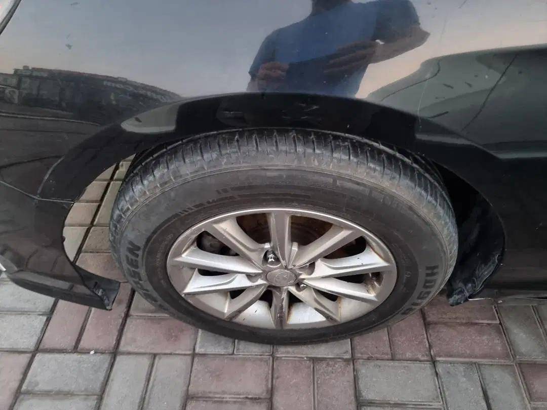 2018 HYUNDAI SONATA — 134666 Miles — Lot H611011 — Ind. 12 - Marhaba Auctions Used Cars - Image 10