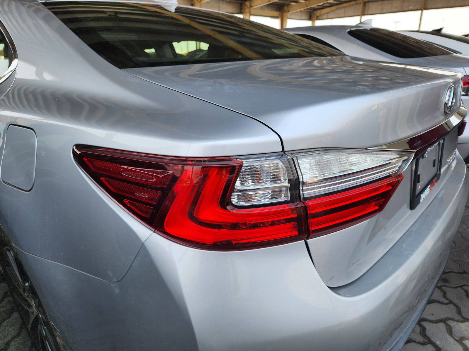 2016 LEXUS ES 350 — 99168 Miles — Lot 25628 — Souq - Marhaba Auctions Used Cars - Image 10