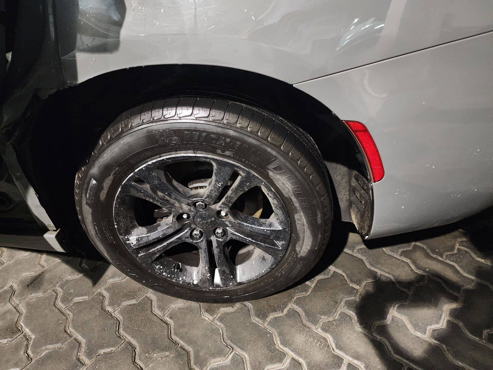 2019 DODGE CHARGER — 138430 Miles — Lot 69889303 - Marhaba Auctions Used Cars - Image 5