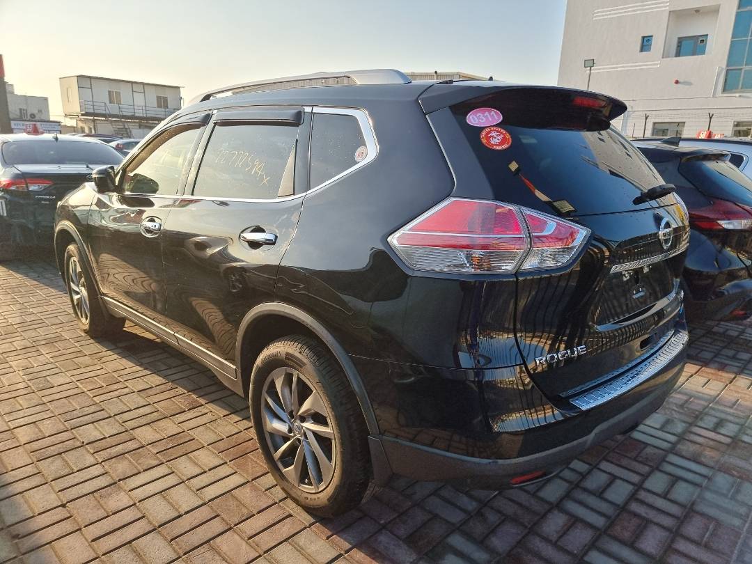 2014 NISSAN ROGUE — 210901 Miles — Lot 215487 — Ind. 12 - Marhaba Auctions Used Cars - Image 5