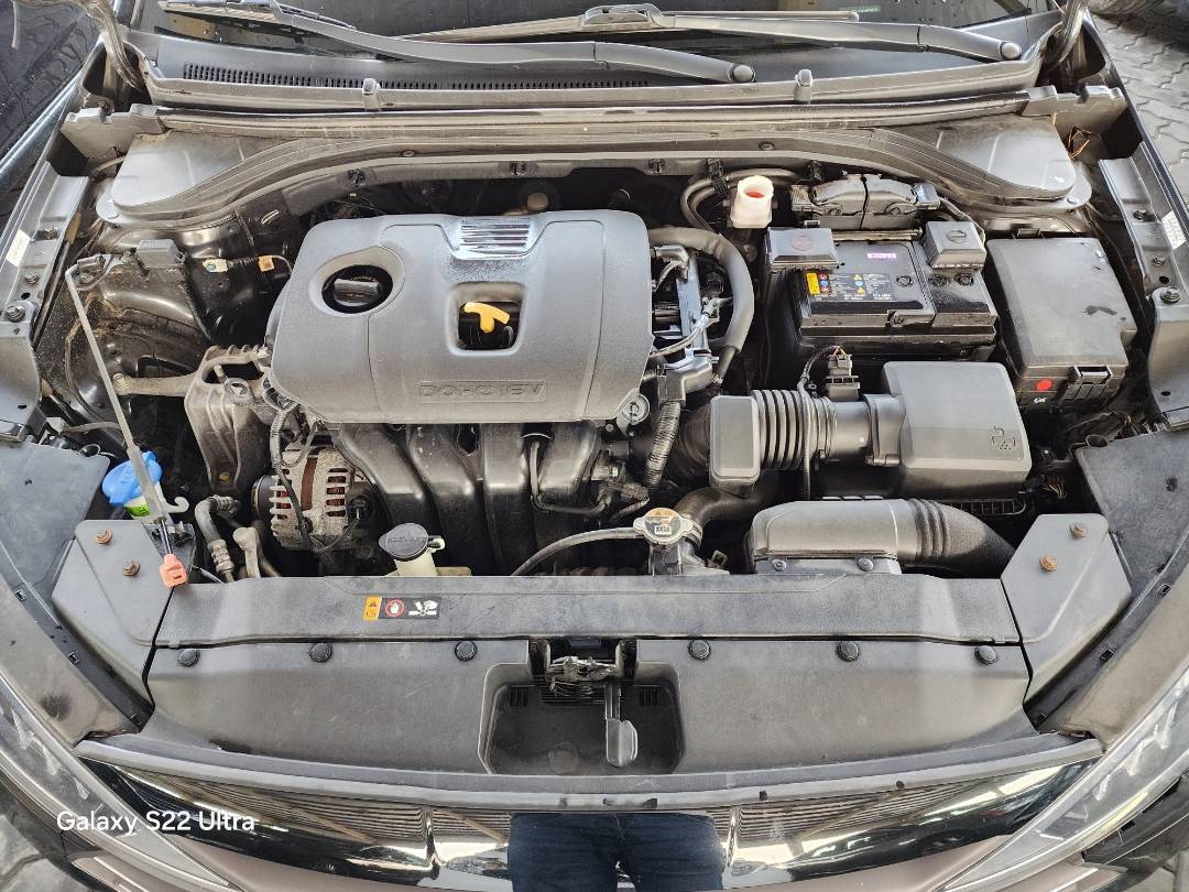 2020 HYUNDAI ELANTRA — 54206 Miles — Lot 40349104 — Main - Marhaba Auctions Used Cars - Image 10