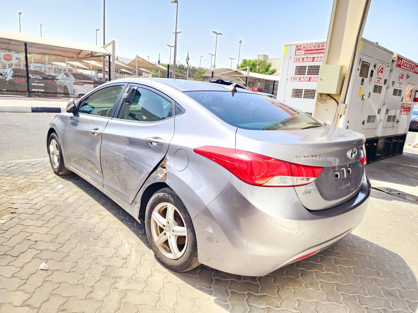 2011 HYUNDAI ELANTRA — 196581 Miles — Lot BU120838 — Souq - Marhaba Auctions Used Cars - Image 3