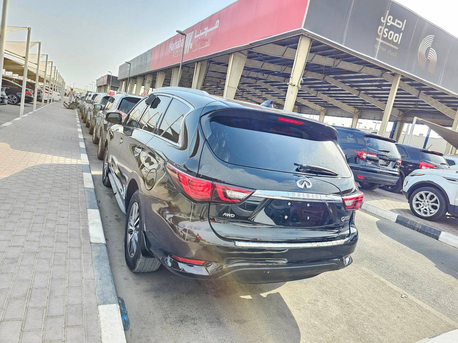 2019 INFINITI QX60 — 175789 Miles — Lot C562165 — Souq - Marhaba Auctions Used Cars - Image 3