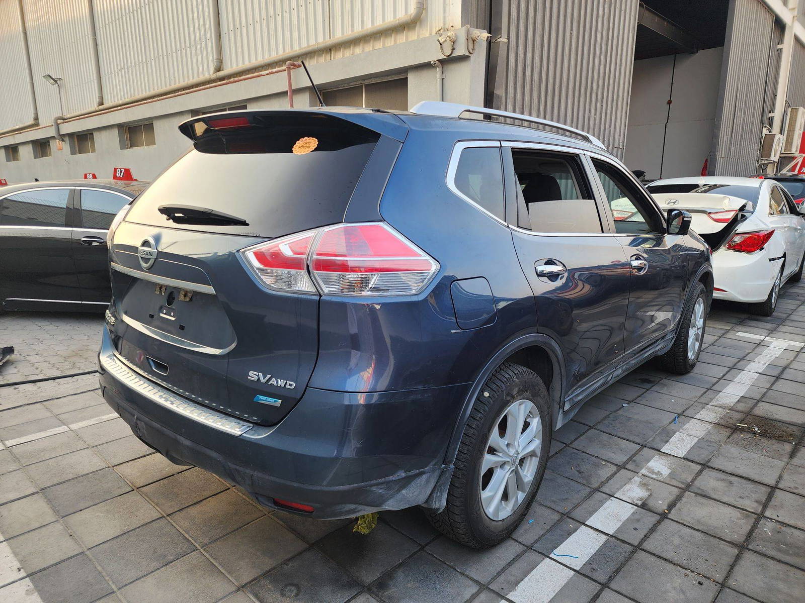 2014 NISSAN ROGUE — 261931 KM — Lot C766837 — Al Quoz - Marhaba Auctions Used Cars - Image 6