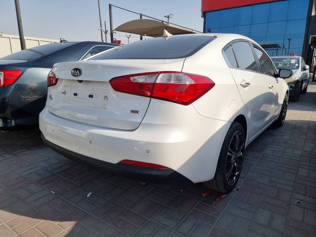 2013 KIA K3 — 201826 KM — Lot 214587 — Ind. 12 - Marhaba Auctions Used Cars - Image 5
