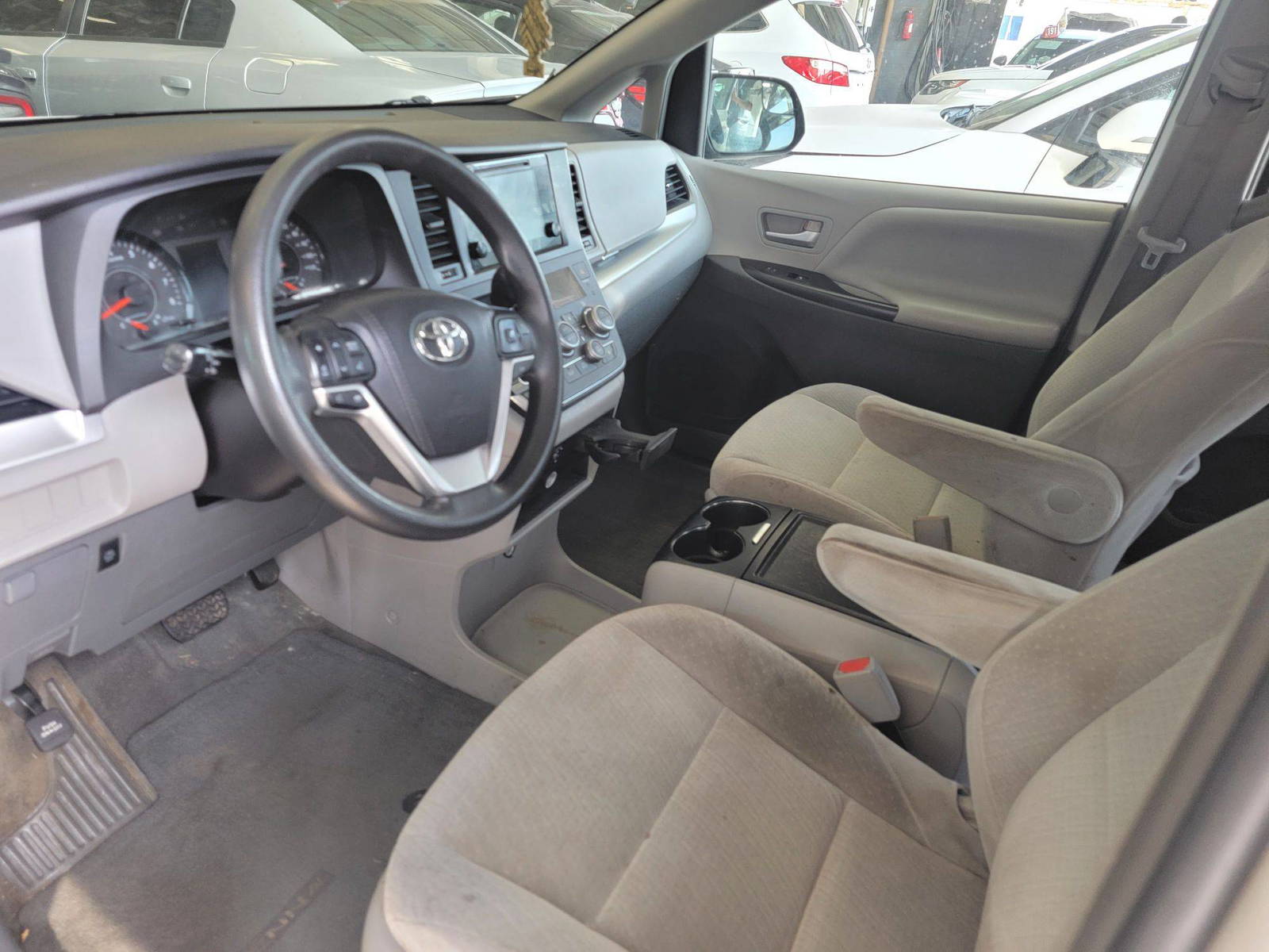 2015 TOYOTA SIENNA — 190816 Miles — Lot S582774 — Main - Marhaba Auctions Used Cars - Image 8