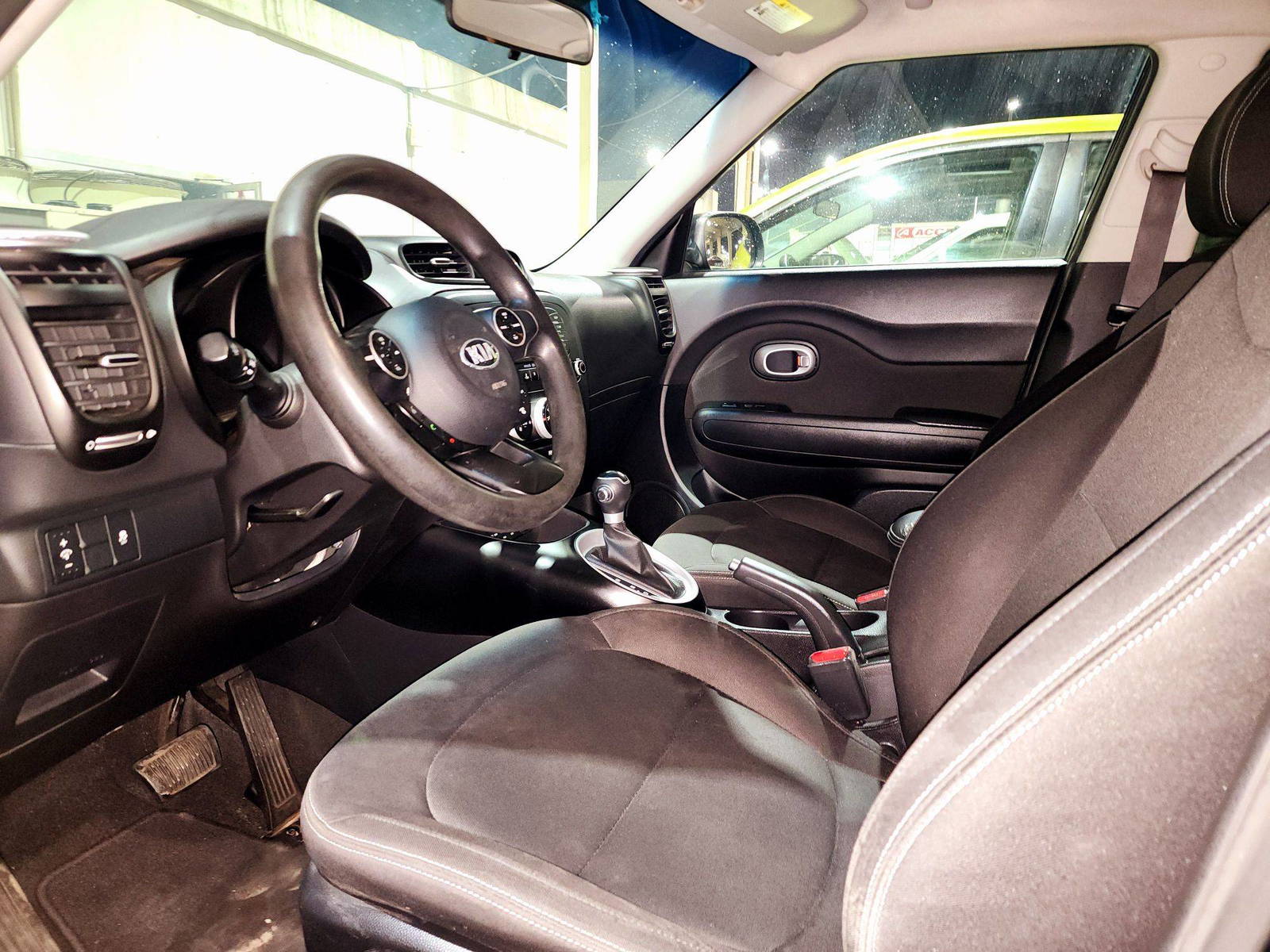 2016 KIA SOUL — 156967 Miles — Lot XG7353641 — Souq - Marhaba Auctions Used Cars - Image 8