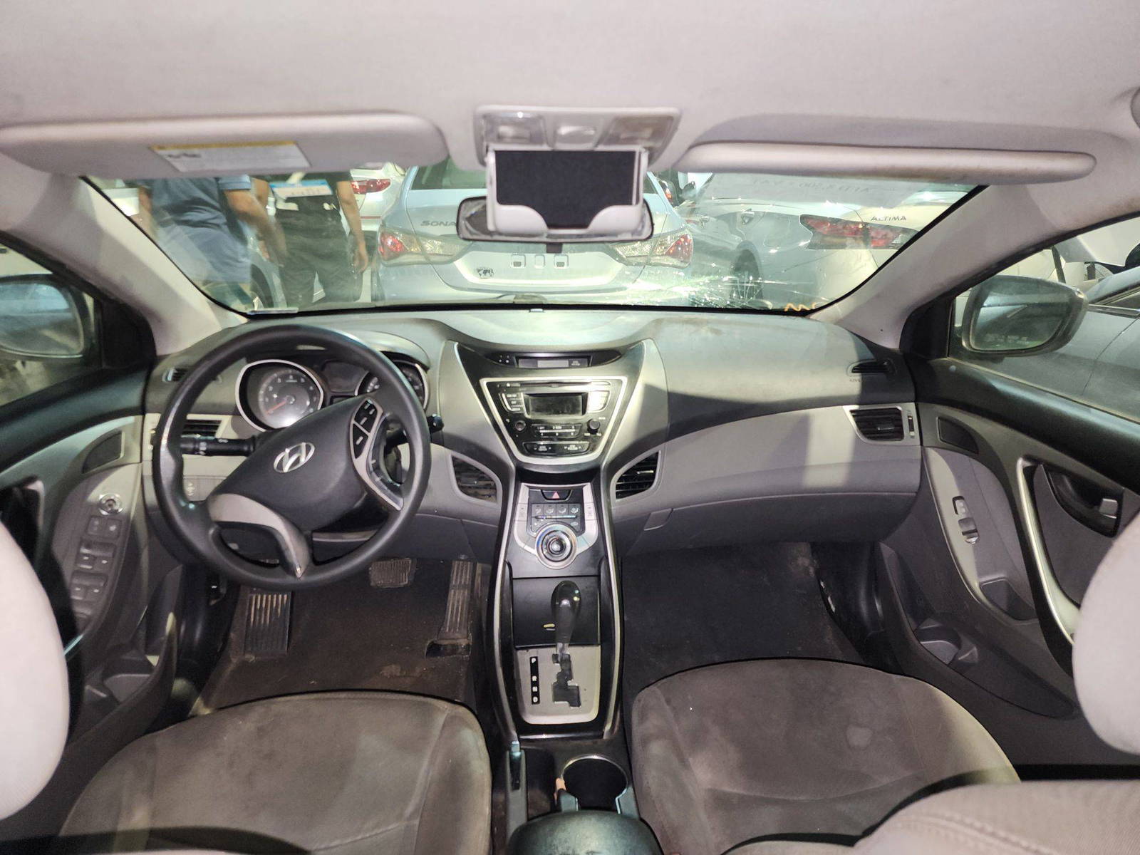 2013 HYUNDAI ELANTRA — 208371 Miles — Lot 42196075 — Al Quoz - Marhaba Auctions Used Cars - Image 8