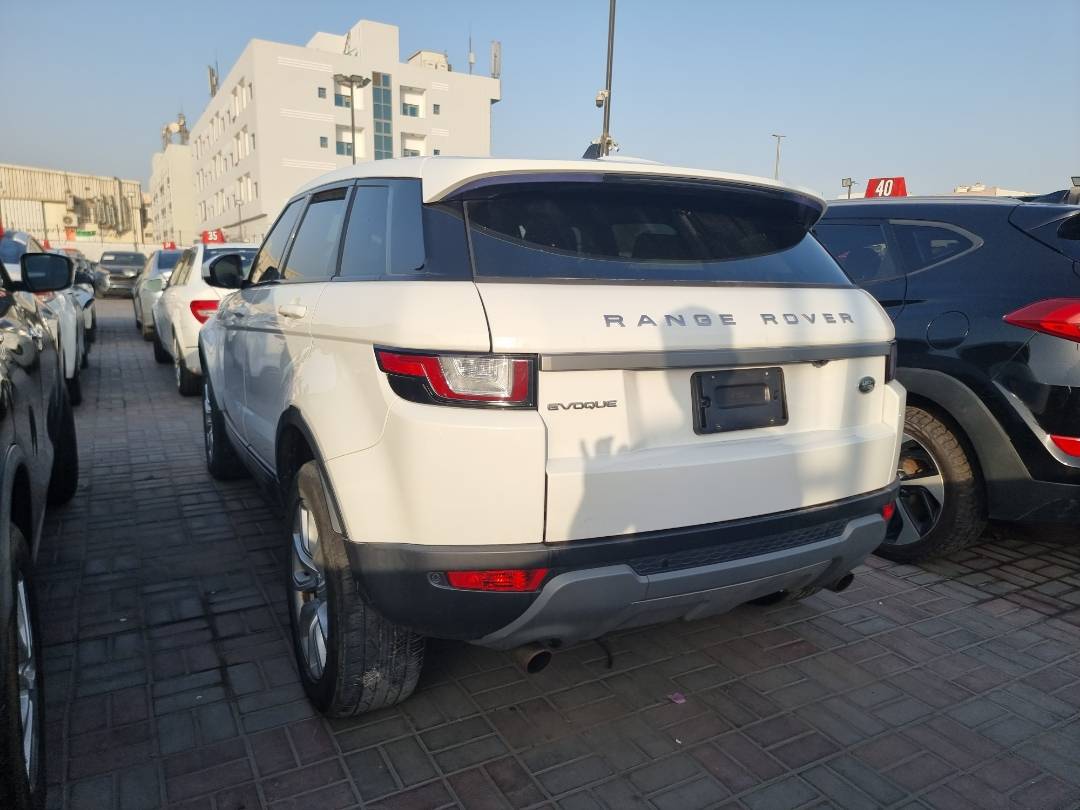 2016 LAND ROVER RANGE ROVER EVOQUE — 77712 Miles — Lot 096481 — Souq - Marhaba Auctions Used Cars - Image 3