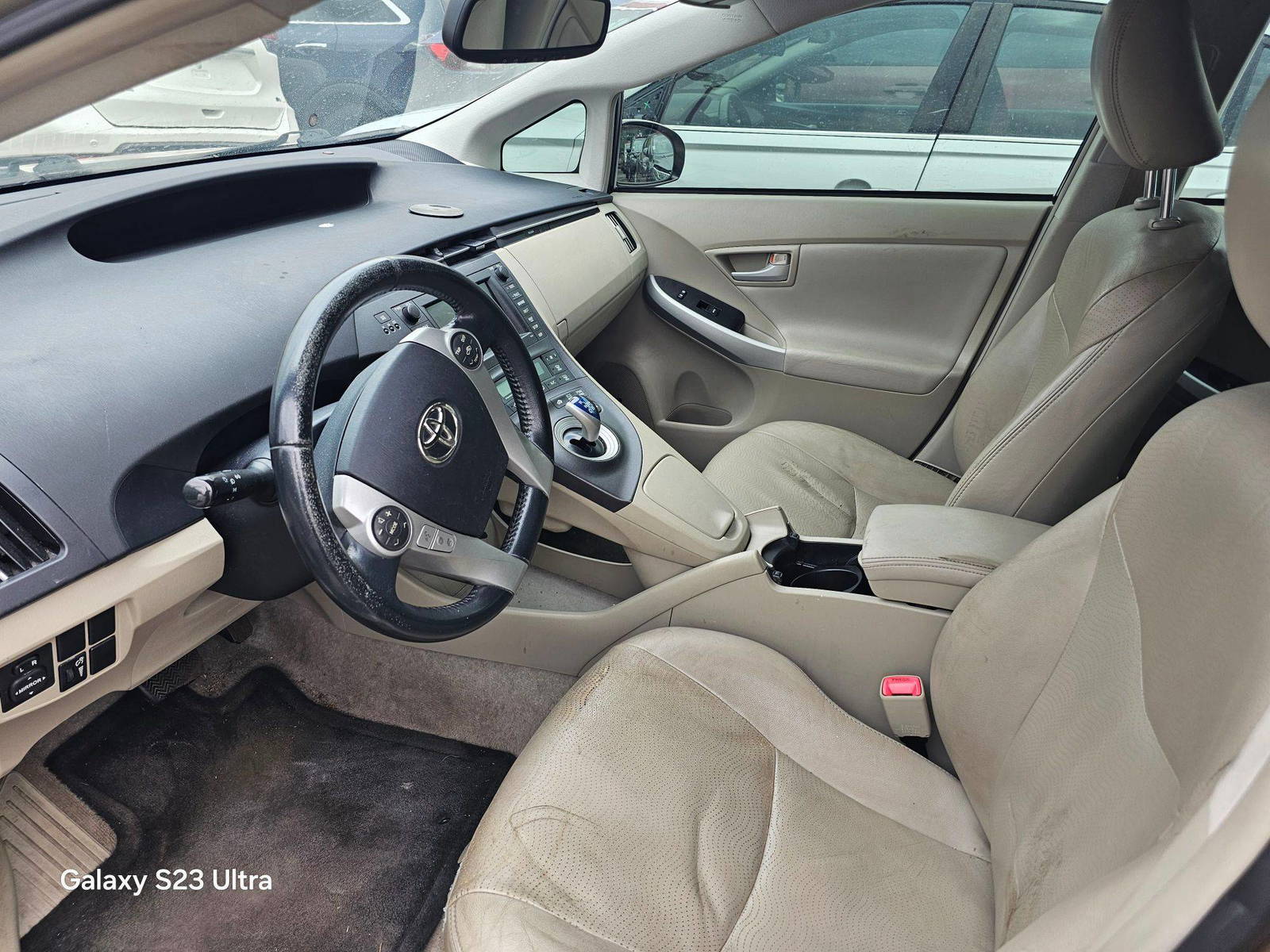 TOYOTA PRIUS 2011 - Marhaba Auction Used Cars - Image 8