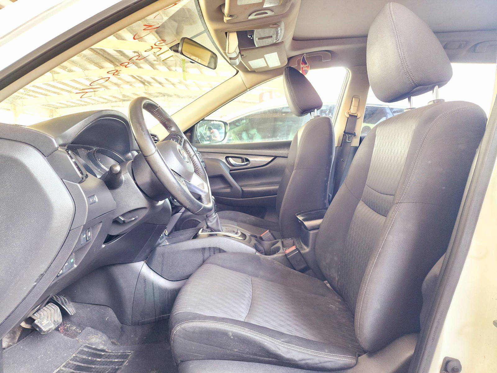 2018 NISSAN ROGUE — 152296 Miles — Lot W319952 — Souq - Marhaba Auctions Used Cars - Image 9