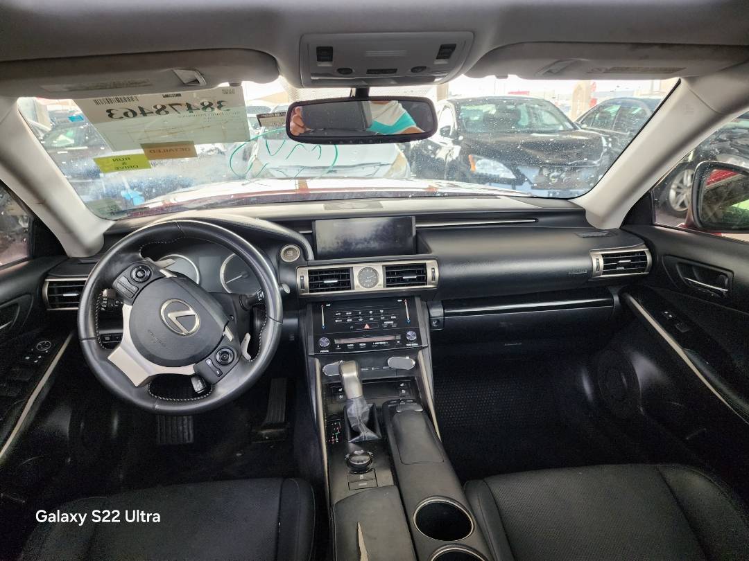 2014 LEXUS IS 250 — 150491 Miles — Lot 8765 — Souq - Marhaba Auctions Used Cars - Image 9