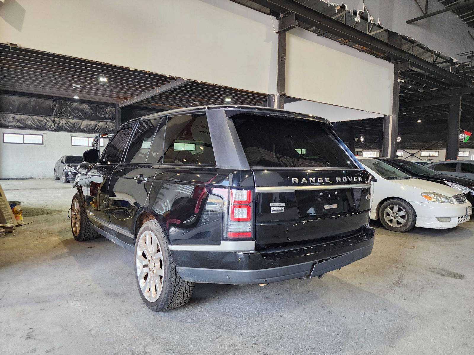 2014 LAND ROVER RANGE ROVER SUPERCHARGED — 131296 Miles — Lot 192787 — Main - Marhaba Auctions Used Cars - Image 4