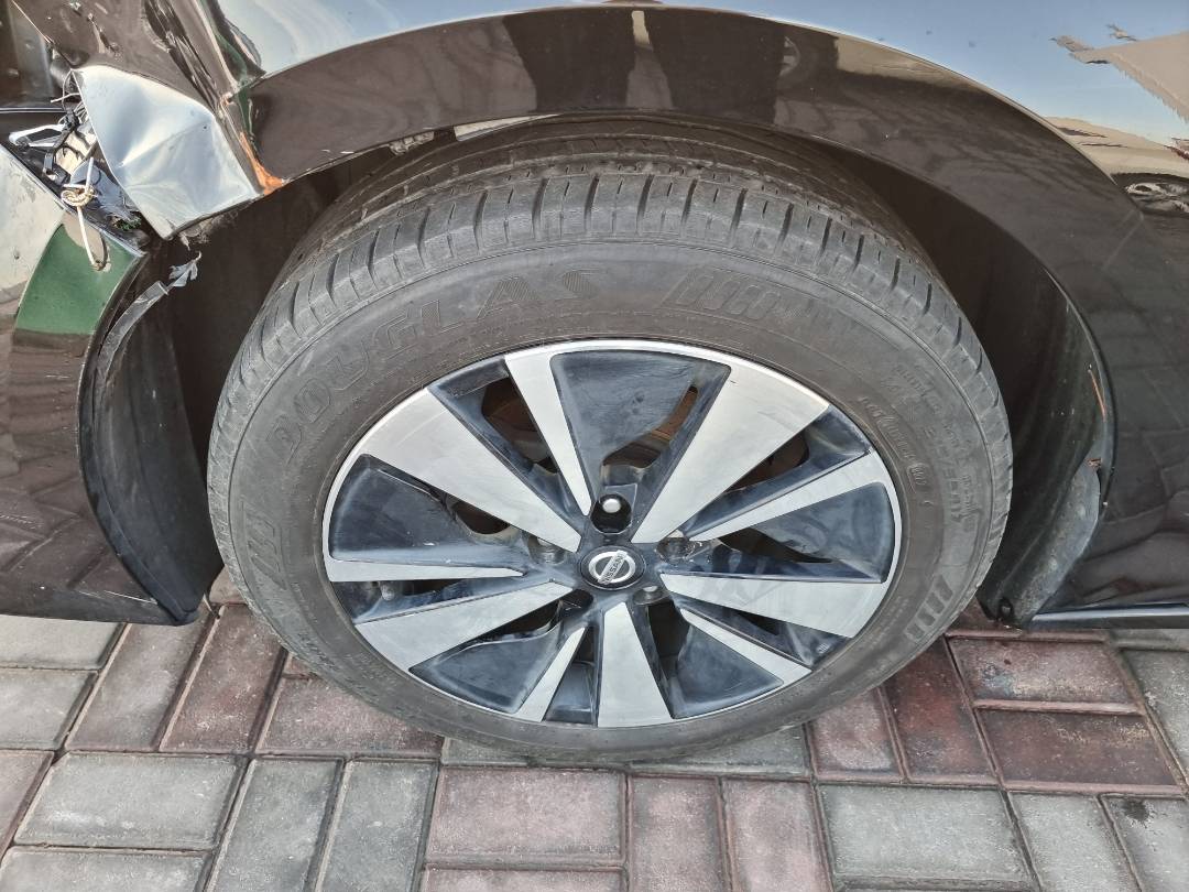 2019 NISSAN ALTIMA — 139509 Miles — Lot 40163702 — Main - Marhaba Auctions Used Cars - Image 11