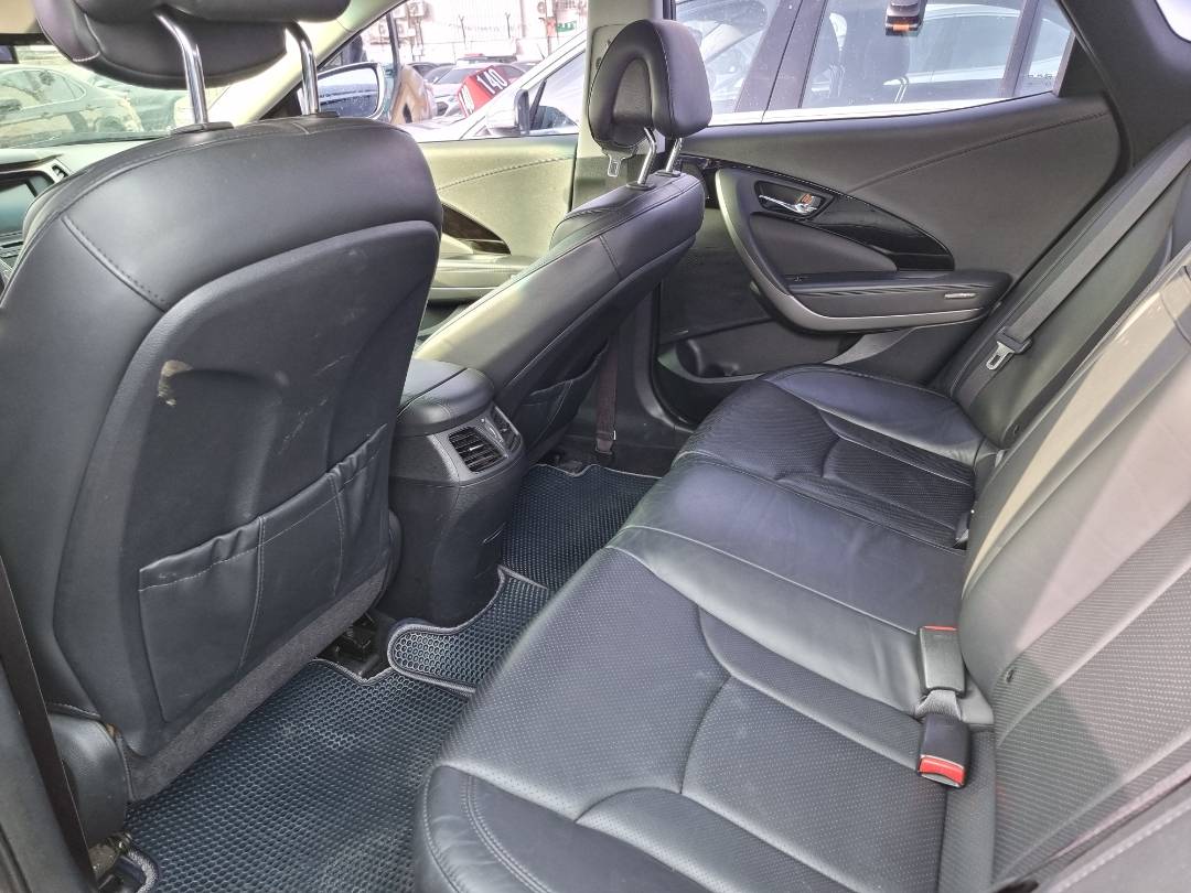 2012 HYUNDAI GRANDEUR — 232121 KM — Lot 124587 — Ind. 12 - Marhaba Auctions Used Cars - Image 6