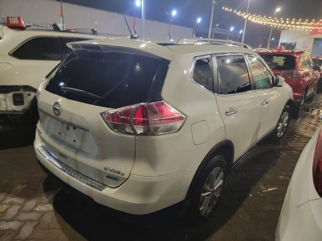 2015 NISSAN ROGUE — 164668 Miles — Lot 35332 - Marhaba Auctions Used Cars - Image 4