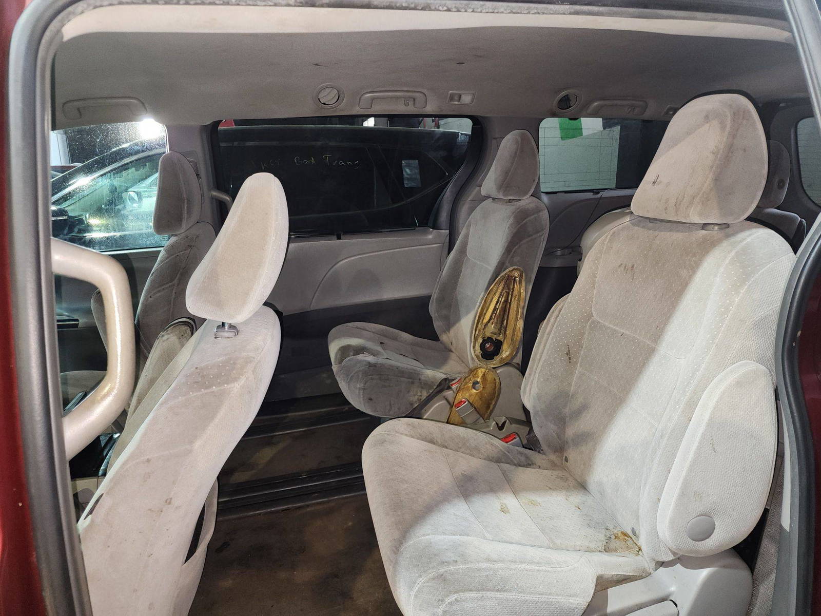 2016 TOYOTA SIENNA — 222048 Miles — Lot 50626345 — Al Quoz - Marhaba Auctions Used Cars - Image 7