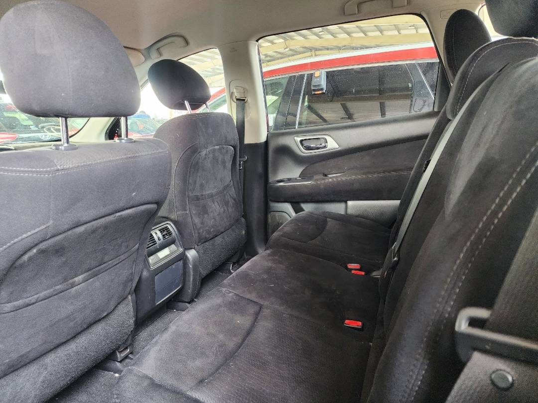 2016 NISSAN PATHFINDER — 110260 Miles — Lot 48107994 — Souq - Marhaba Auctions Used Cars - Image 8