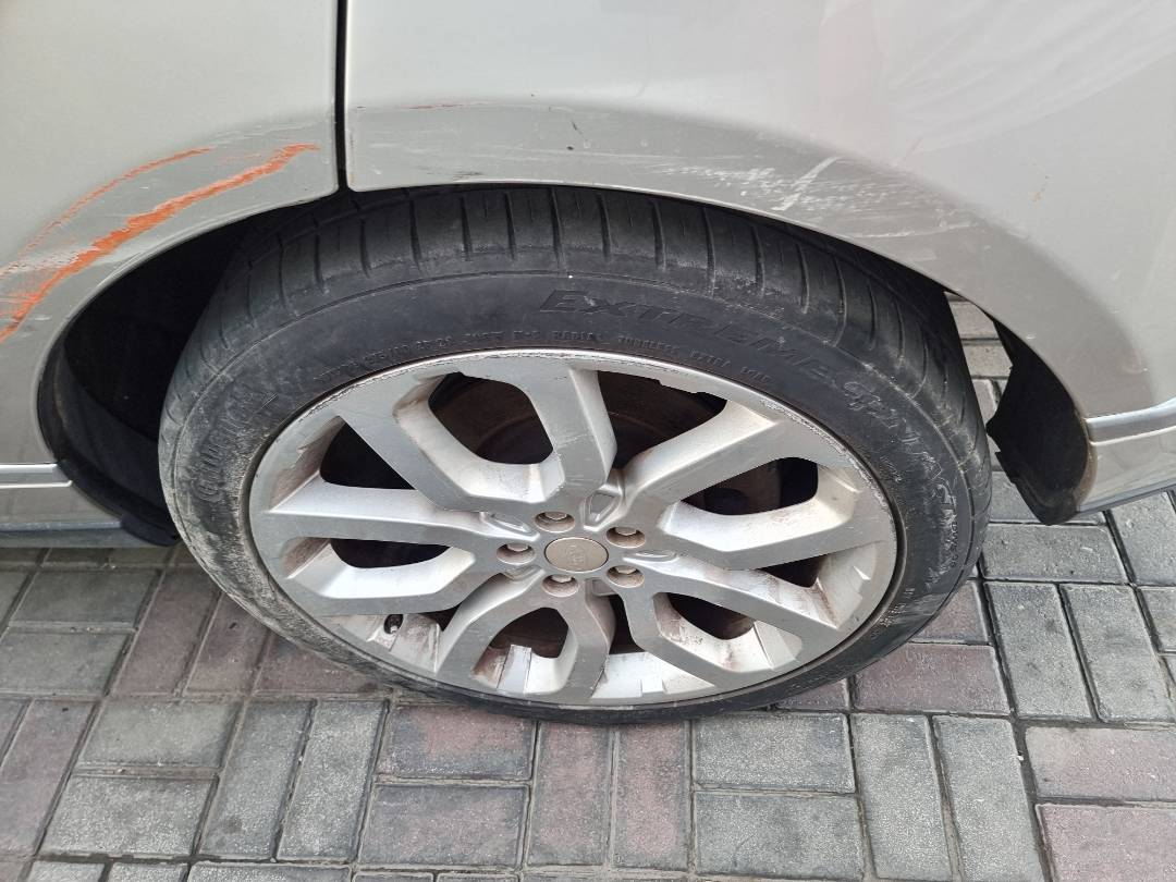 LAND ROVER RANGE ROVER SUPERCHARGED 2015 - Marhaba Auction Used Cars - Image 8