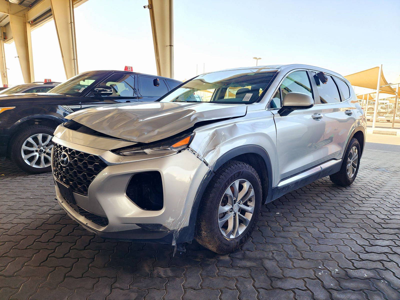 2019 HYUNDAI SANTA FE — 150984 Miles — Lot 64861744 — Souq - Marhaba Auctions Used Cars - Image 4