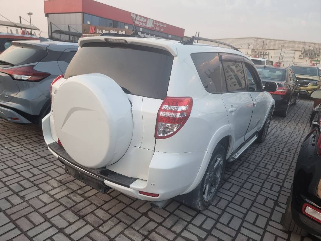 2012 TOYOTA RAV4 — 228546 KM — Lot 0D032219 - Marhaba Auctions Used Cars - Image 4