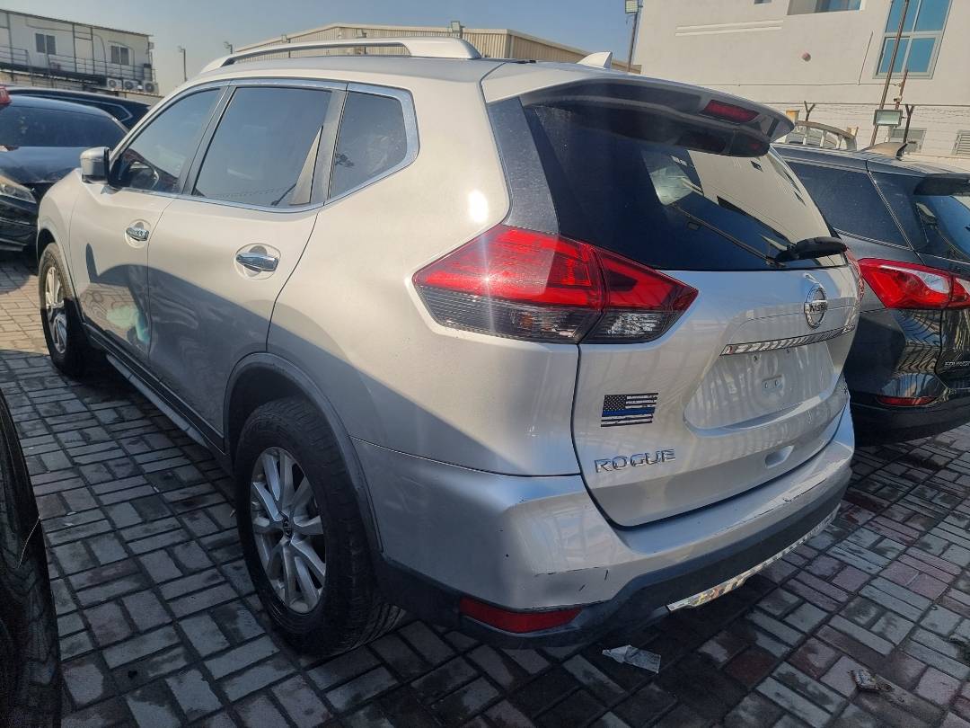 NISSAN ROGUE 2017 - Marhaba Auction Used Cars - Image 5