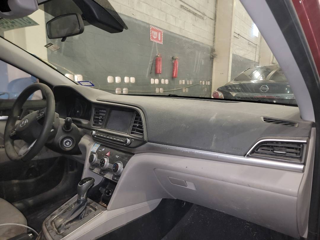 2019 HYUNDAI ELANTRA — 149830 Miles — Lot 37749904 — Main - Marhaba Auctions Used Cars - Image 4