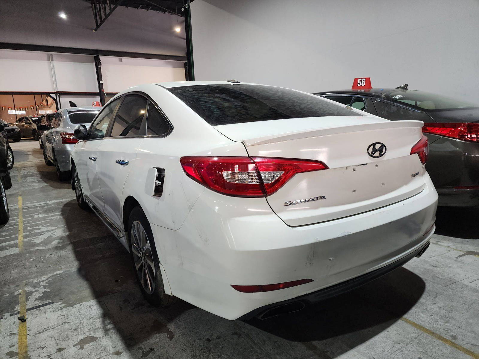 2015 HYUNDAI SONATA — 161717 Miles — Lot 74813214 — Al Quoz - Marhaba Auctions Used Cars - Image 5