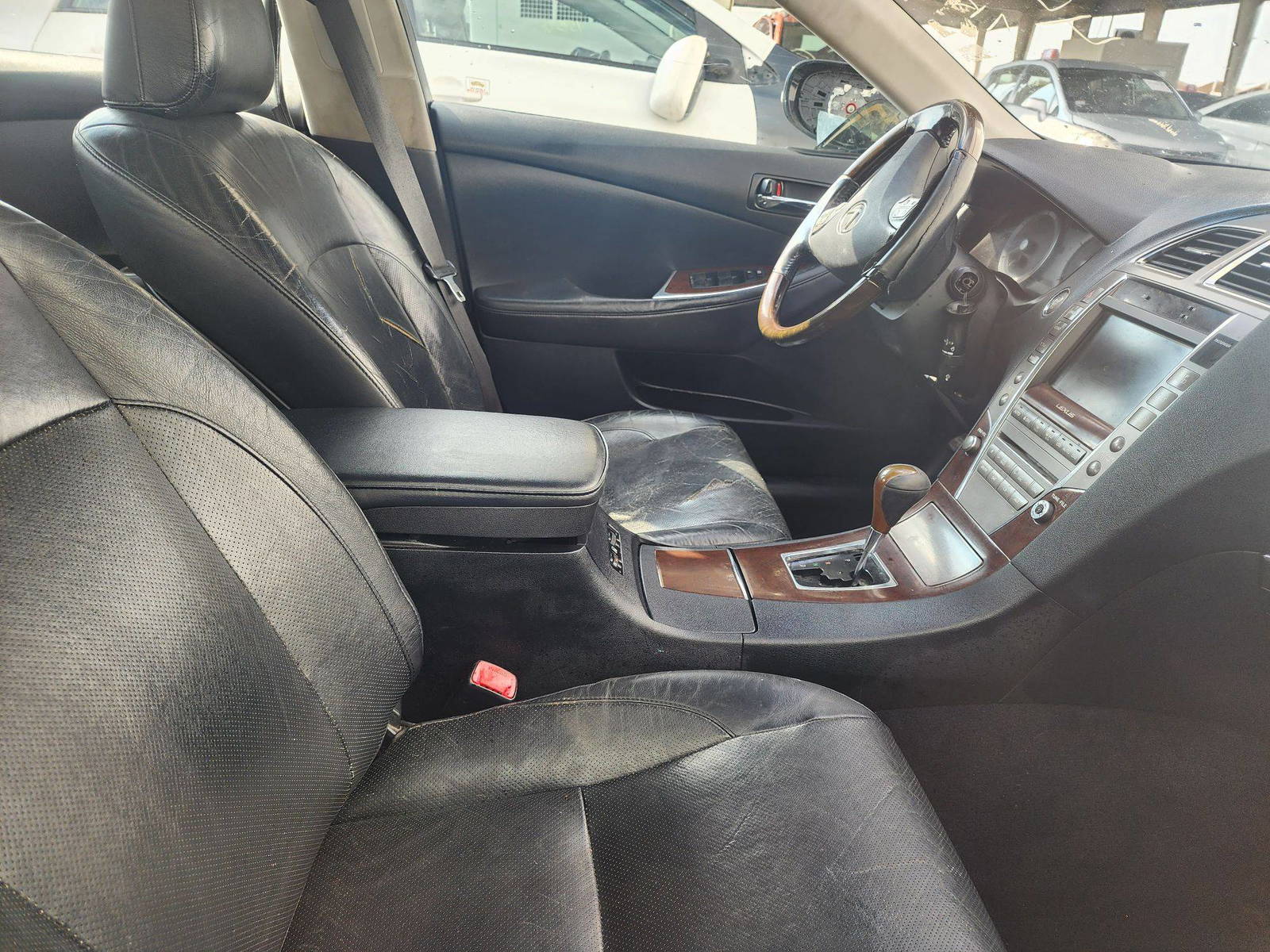 2011 LEXUS ES 350 — 208330 Miles — Lot 72607283 - Marhaba Auctions Used Cars - Image 9