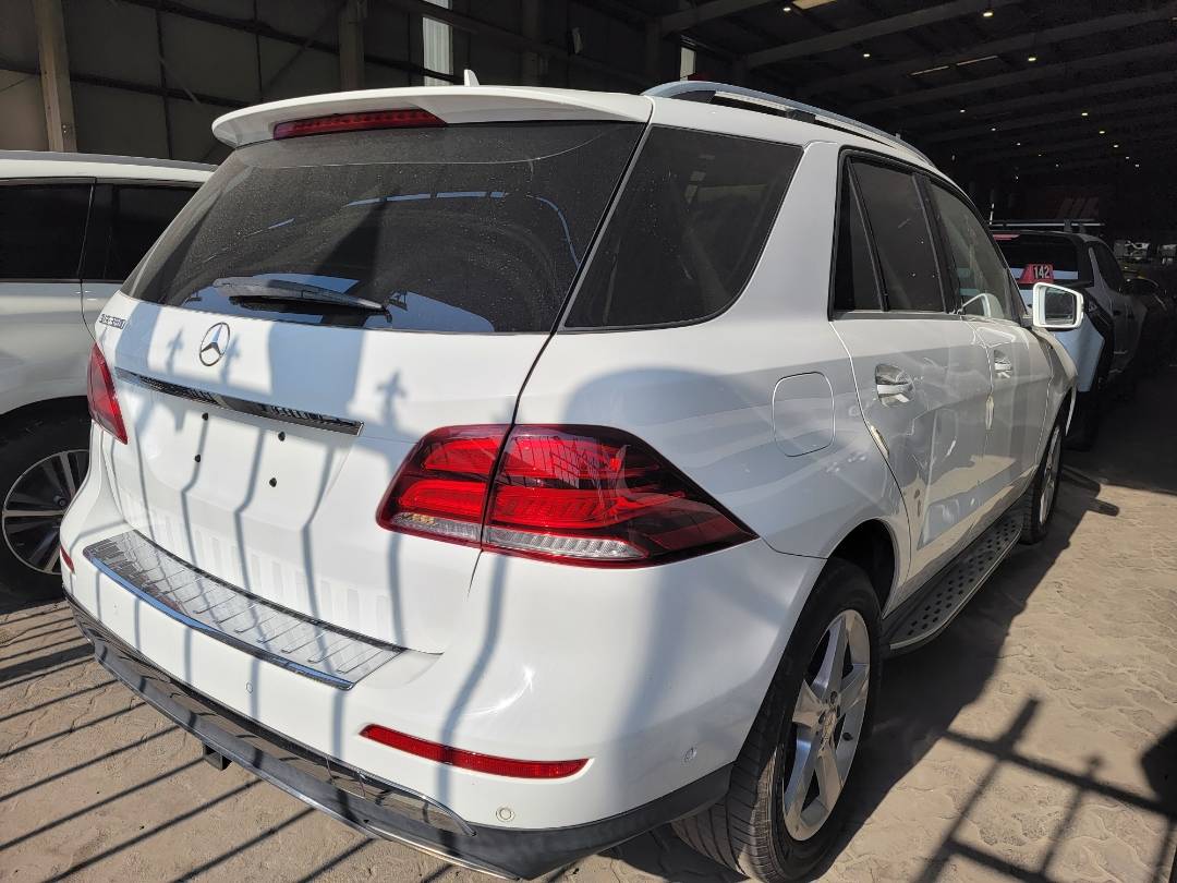 2017 MERCEDES BENZ GLE 350 — 117332 Miles — Lot HA860756 — Main - Marhaba Auctions Used Cars - Image 4