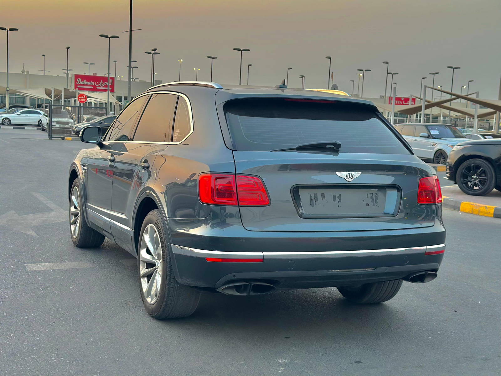 2019 BENTLEY BENTAYGA — 54773 KM — Lot 25195 — Al Quoz - Marhaba Auctions Used Cars - Image 4