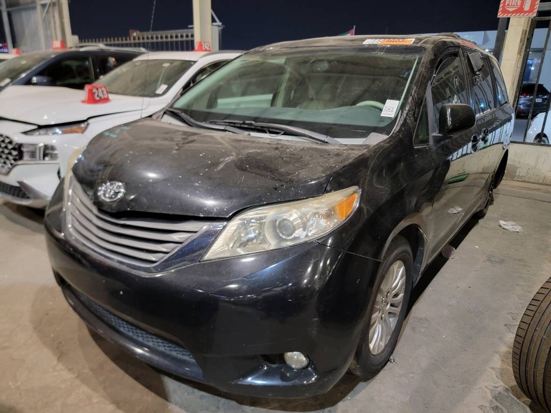 2012 TOYOTA SIENNA — 267676 Miles — Lot CS276879 — Main - Marhaba Auctions Used Cars - Image 3